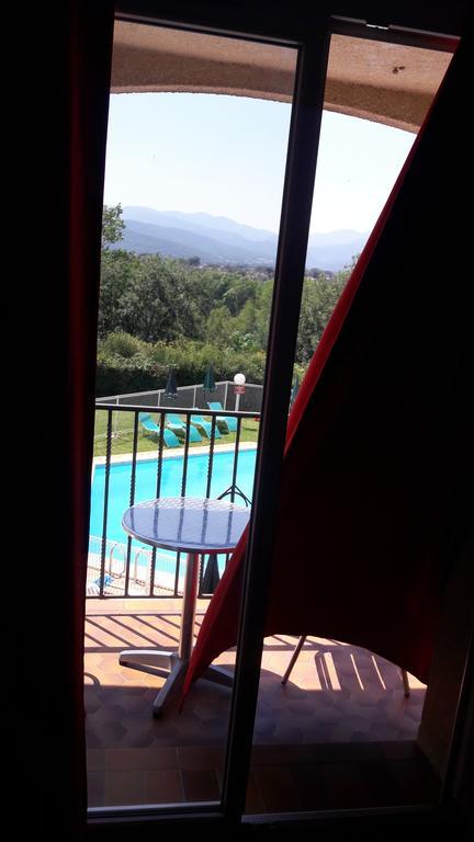 Le Neoulous Hotel Le Boulou Bagian luar foto