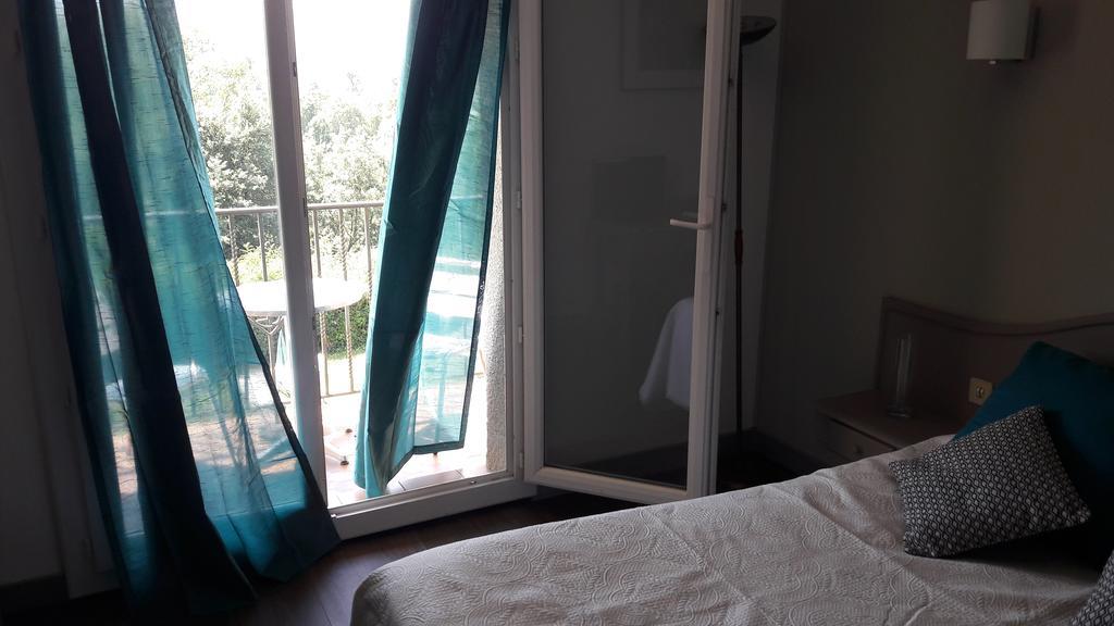 Le Neoulous Hotel Le Boulou Bagian luar foto