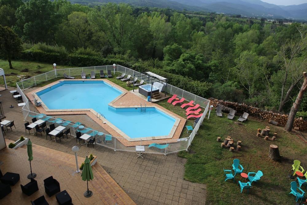Le Neoulous Hotel Le Boulou Bagian luar foto