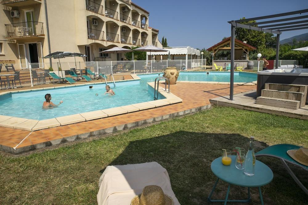 Le Neoulous Hotel Le Boulou Bagian luar foto